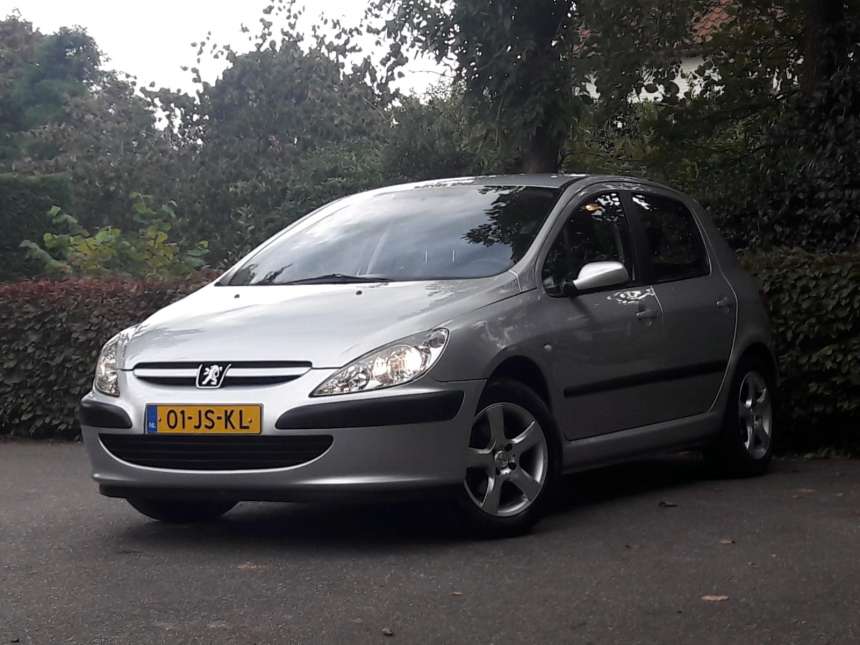 Peugeot 307 Trekhaak / Automatische airco / Bluetooth telefoon / Parkeersensoren / NAP