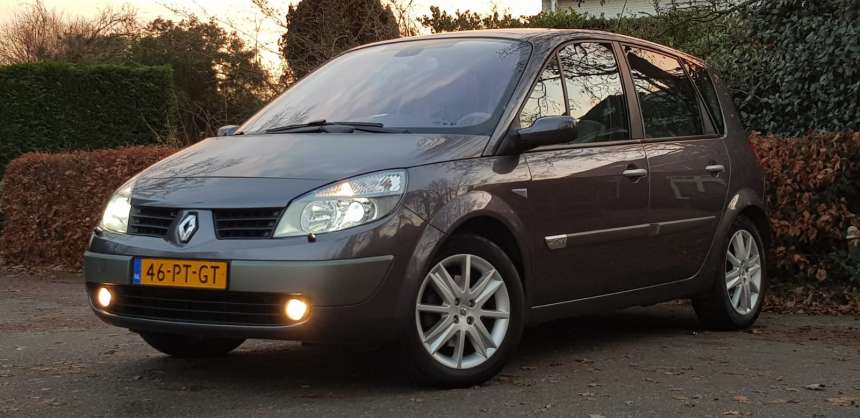 Renault Scenic Automaat / Open-panoramadak / Xenon / PDC / NAP / Leder